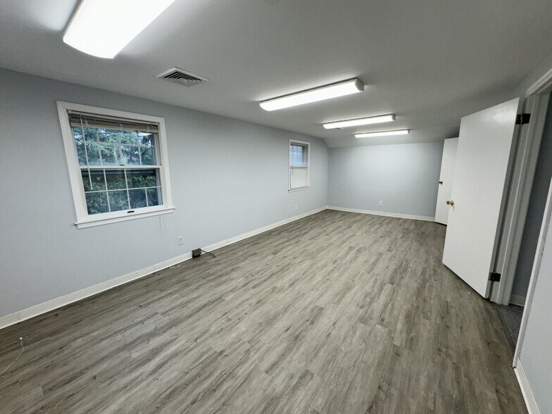 More Photos Of 736 Mountain Blvd, Watchung Medical For Sale