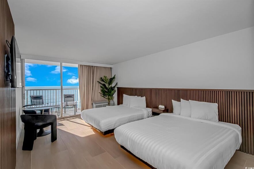 More Photos Of 2209 S Ocean Blvd, Myrtle Beach Hotel For Sale