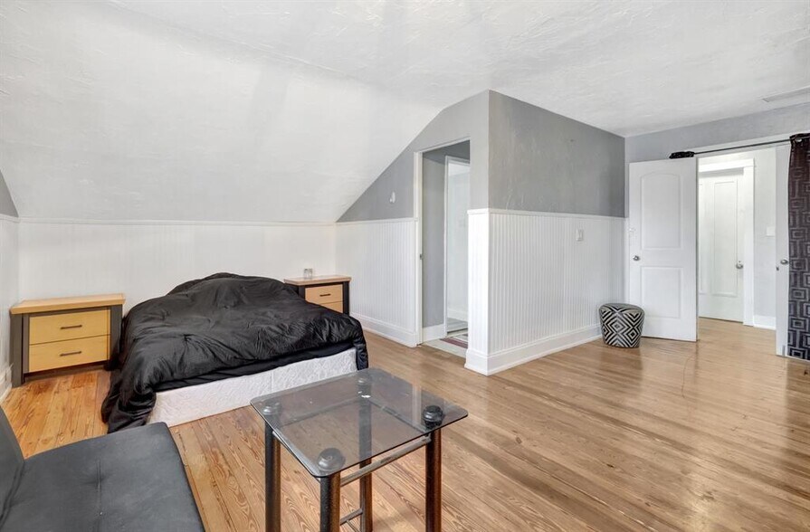 More Photos Of 901 W Las Olas Blvd, Fort Lauderdale Specialty For Sale