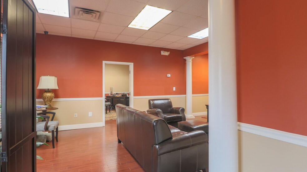 More Photos Of 2550 Marshall Rd, Biloxi Medical For Sale