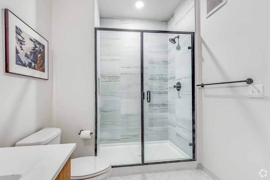 More Photos Of 5454 Nicholson Ln, North Bethesda Apartments For Lease