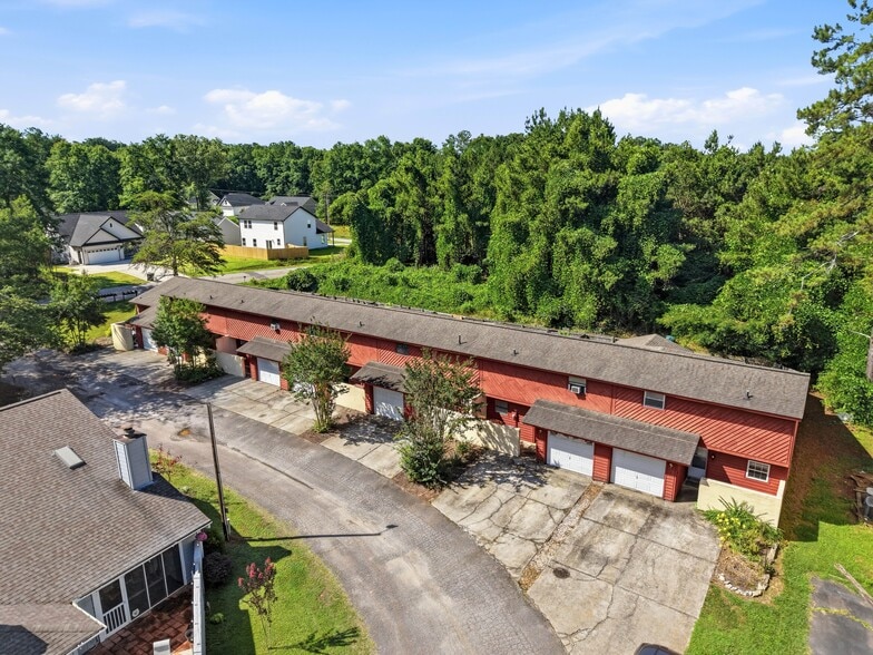 Primary Photo Of 115 Villa Pines Cir, Pendleton Apartments For Sale