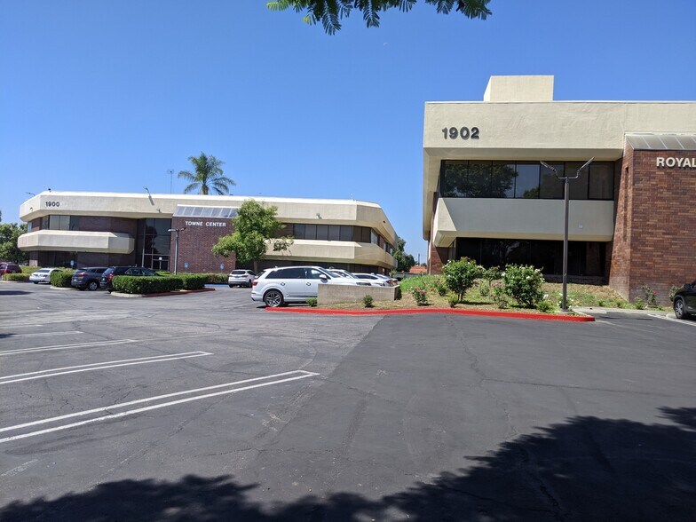 More Photos Of 1902 Royalty Dr, Pomona Medical For Lease