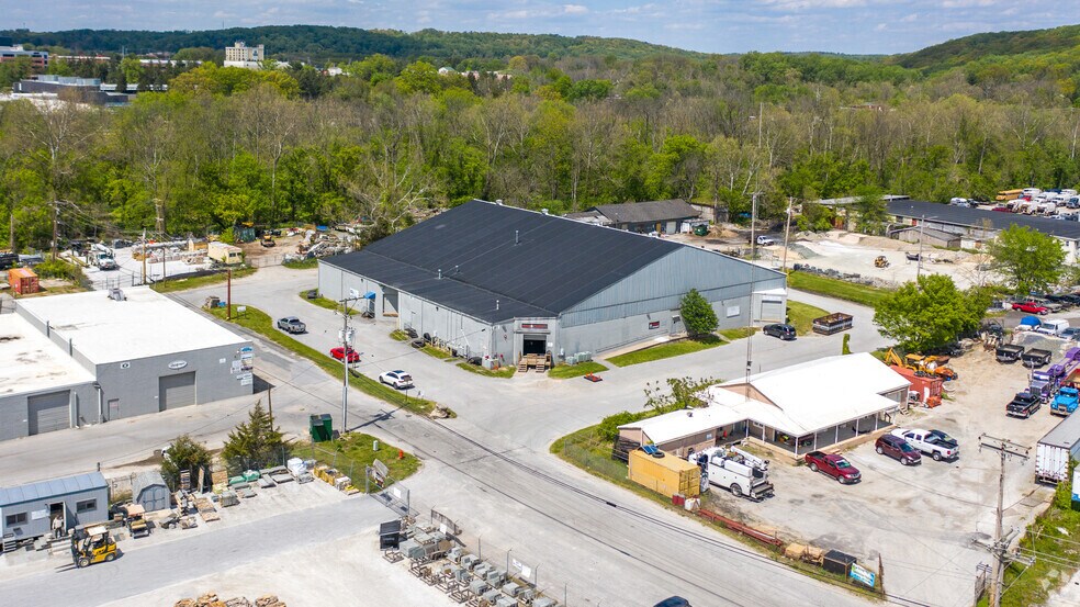 More Photos Of 10821 Williamson Ln, Cockeysville Warehouse For Lease