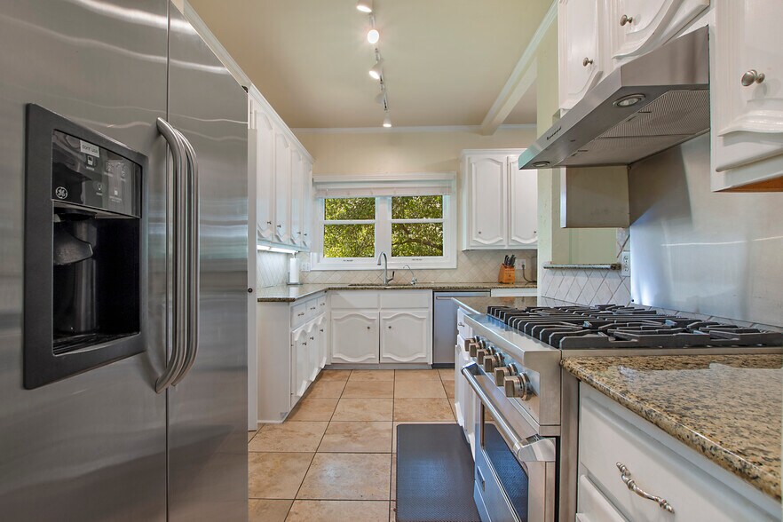 More Photos Of , Dallas Unknown For Sale