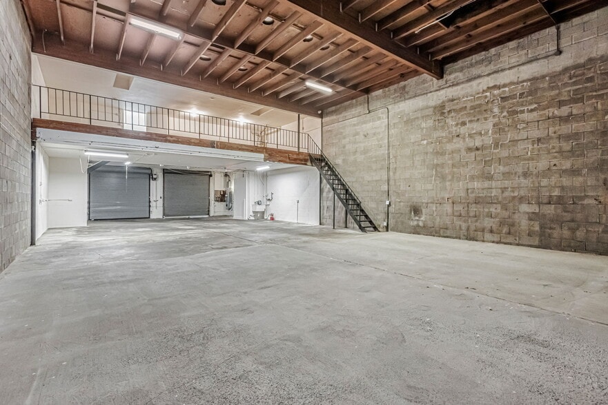 More Photos Of 2915 Keith St, San Francisco General Retail For Lease