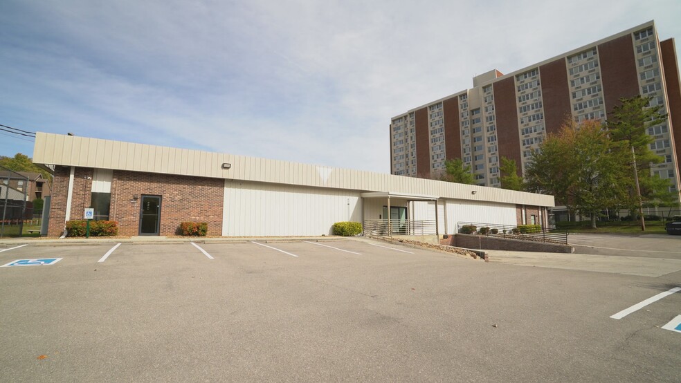 Primary Photo Of 4440 Walker Blvd, Knoxville Flex For Sale