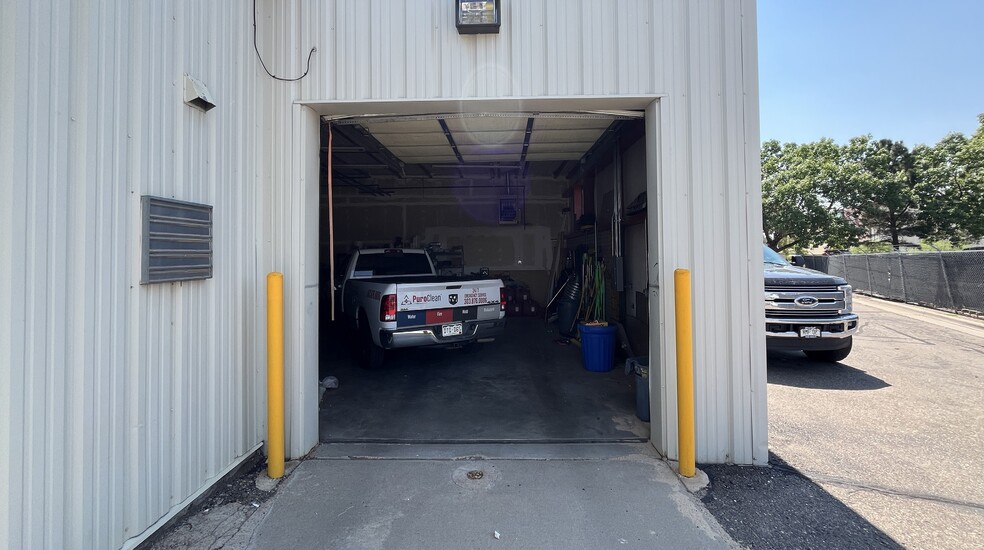 More Photos Of 7079 S Jordan Rd, Centennial Flex For Lease