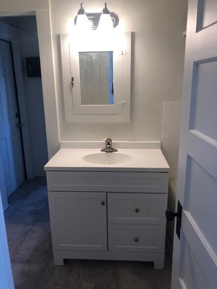 More Photos Of 1053-1065 E Santa Clara St, Ventura Apartments For Sale