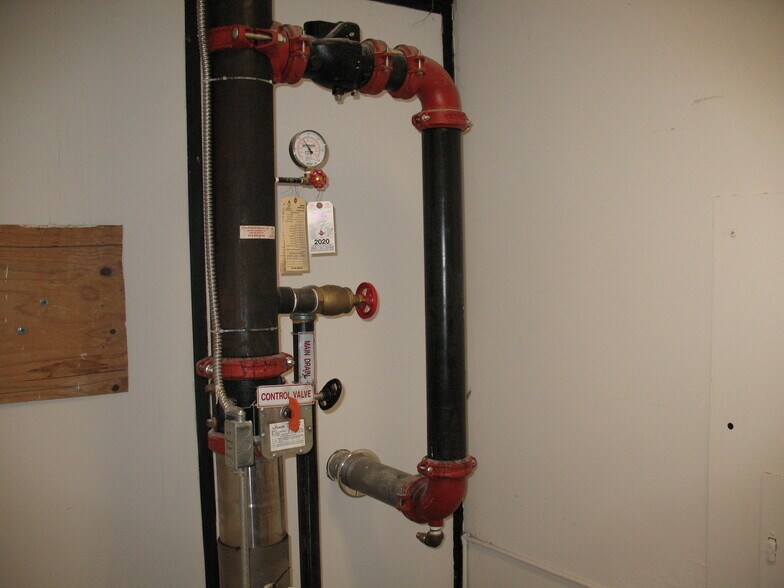 More Photos Of 18 N Main St, Cape Girardeau Storefront Retail Office For Sale