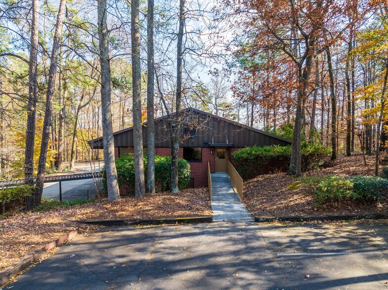 More Photos Of 11420 Johns Creek Pky, Duluth Office For Lease