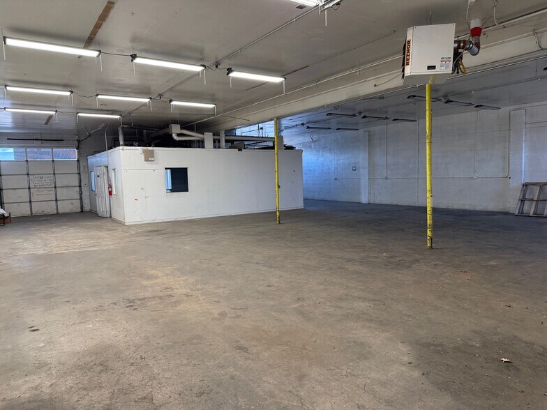 More Photos Of 3870 Niagara St, Denver Warehouse For Lease