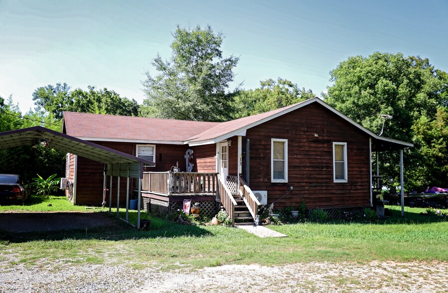 More Photos Of 505 Bub Hayner Rd, Karnack Apartments For Sale