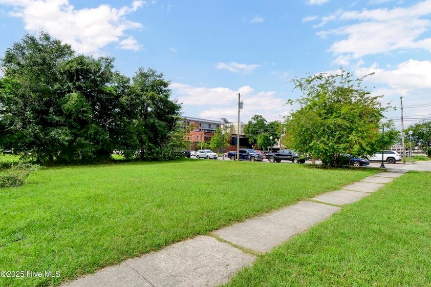 More Photos Of 822 N 4th St, Wilmington Land For Sale