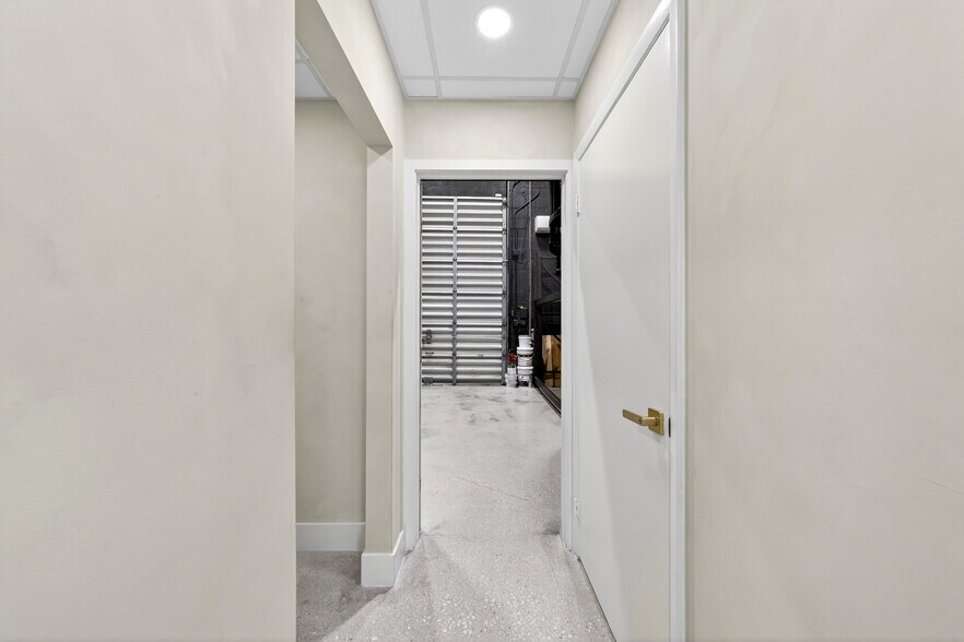 More Photos Of 12301-12327 SW 133rd Ct, Miami Light Distribution For Lease
