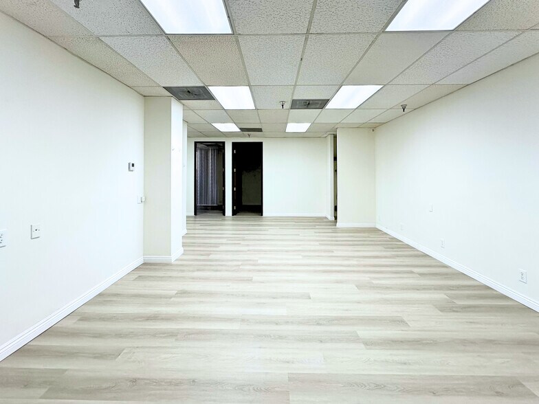 More Photos Of 430 S Garfield Ave, Alhambra Office For Sale