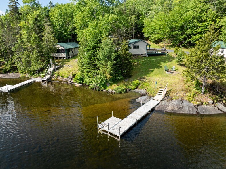 More Photos Of 15 Lower Wilson Pond Rd, Greenville Specialty For Sale
