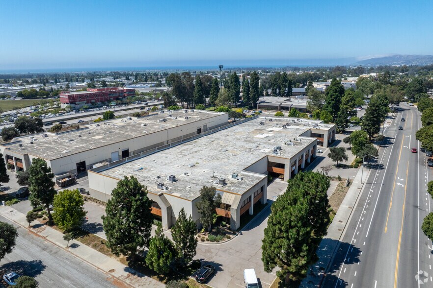 More Photos Of 5120-5126 Ralston St, Ventura Manufacturing For Lease