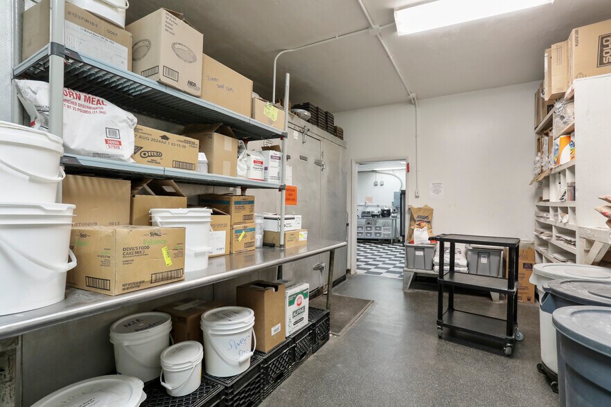 More Photos Of 100 W German St, Shepherdstown Storefront Retail Residential For Sale