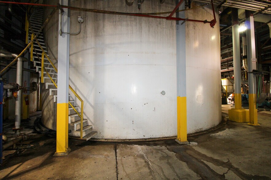 More Photos Of 6059 159th St, Galva Food Processing For Sale