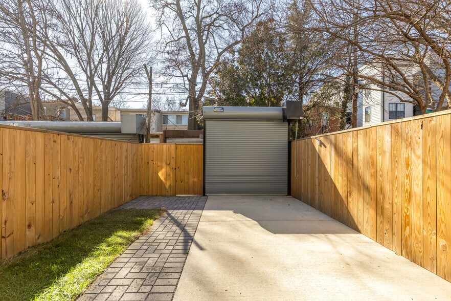 More Photos Of 422 Warner St NW, Washington Apartments For Sale