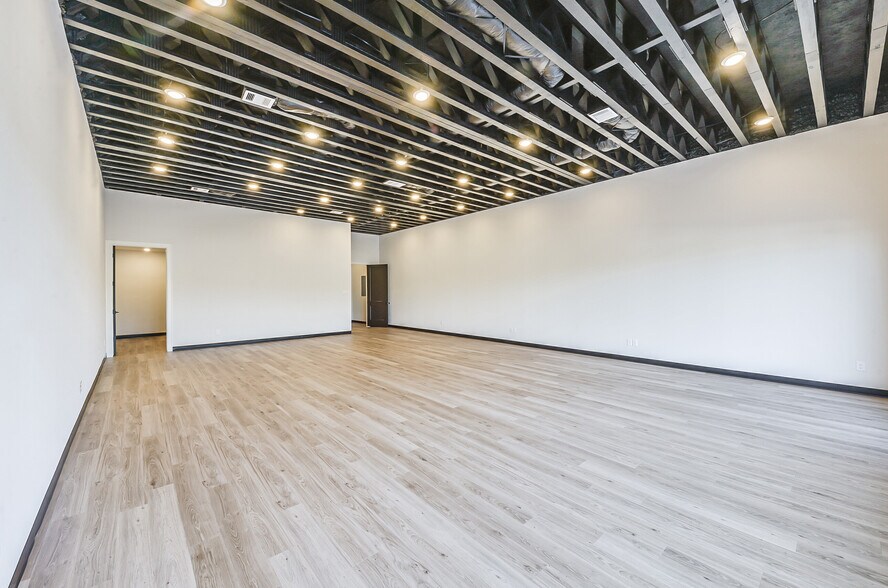 More Photos Of 11821 FM 1488, Magnolia Medical For Sale