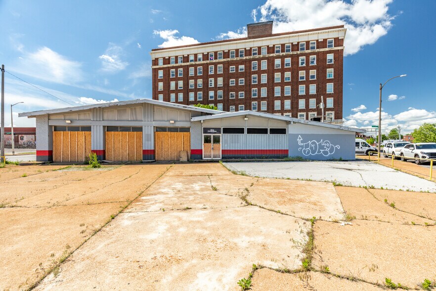 More Photos Of 4014 Chouteau Ave, Saint Louis Land For Sale