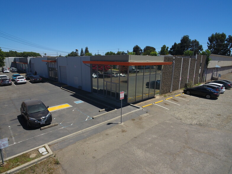 Primary Photo Of 241 N 10th St, Sacramento Warehouse For Lease