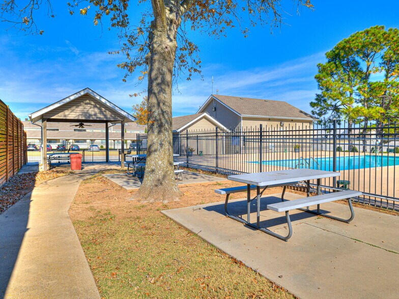 More Photos Of 2302 S 137th East Ave, Tulsa Apartments For Sale