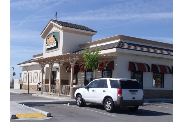 Primary Photo Of 2617 Haley St, Bakersfield Restaurant For Lease