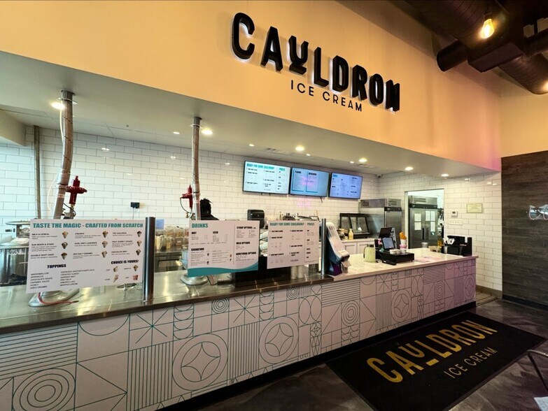 More Photos Of 4070 State Highway 121, Carrollton Storefront For Lease