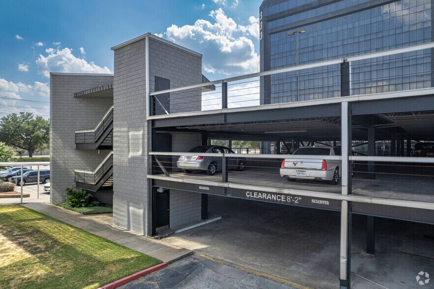 More Photos Of 397 N Sam Houston Pky E, Houston Office For Lease