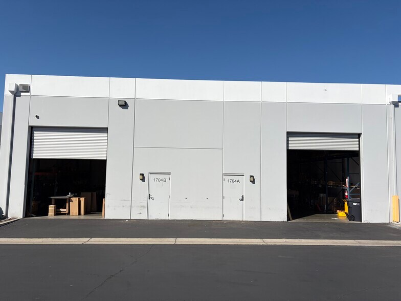 More Photos Of 1694-1704 Ord Way, Oceanside Warehouse For Sale