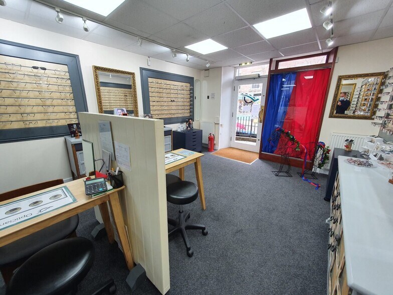 More Photos Of 39 High St, Jedburgh General Retail For Sale