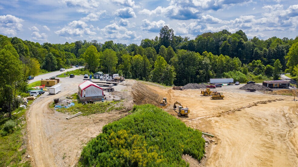 More Photos Of 15 Industrial Park Rd, Fairmont Land For Lease