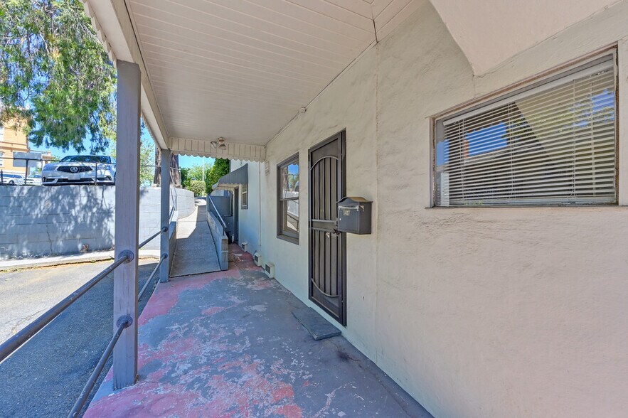 More Photos Of 1407-1409 Lincoln Way, Auburn Office For Sale