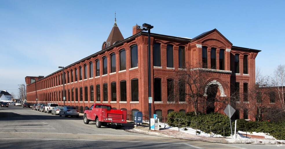 More Photos Of 40-50 High St, North Andover Research And Development For Lease