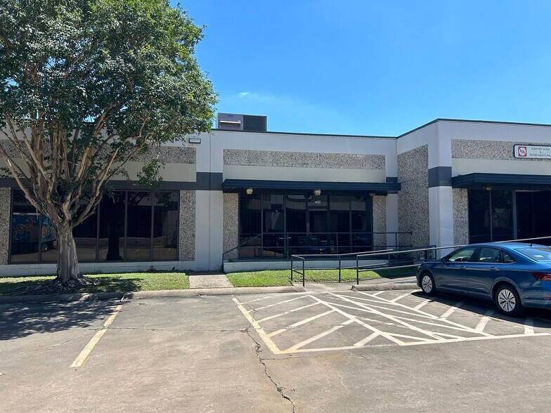 Primary Photo Of 2521 Fairway Park Dr, Houston Warehouse For Lease