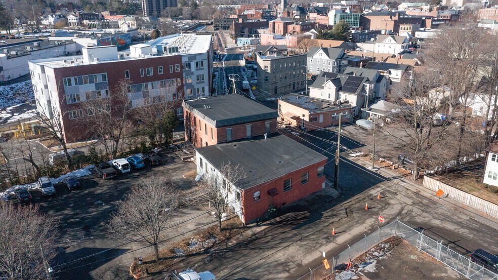 Primary Photo Of 126 Franklin St, Torrington Light Manufacturing For Sale