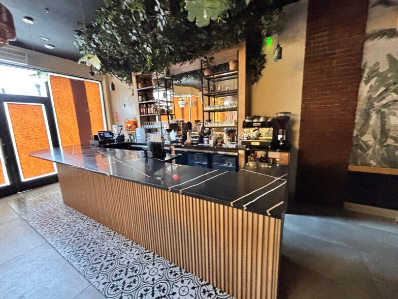 Primary Photo Of 4105 Park Ave, Union City Restaurant For Sale