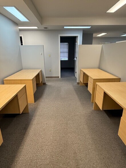 More Photos Of 4828 Davis Hwy, Pensacola Medical For Lease