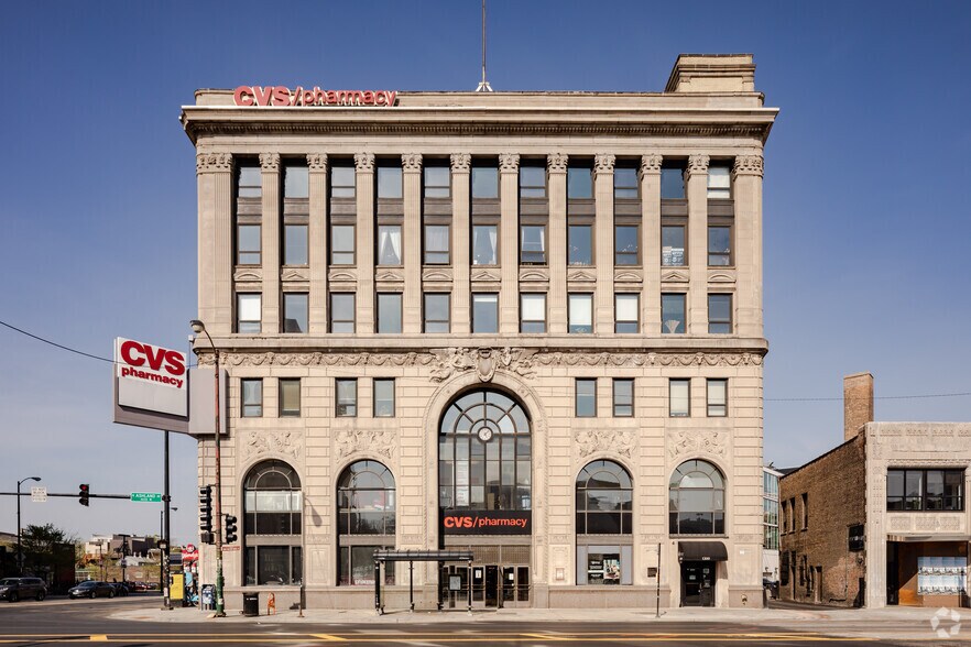 More Photos Of 1200 N Ashland Ave, Chicago Office For Lease