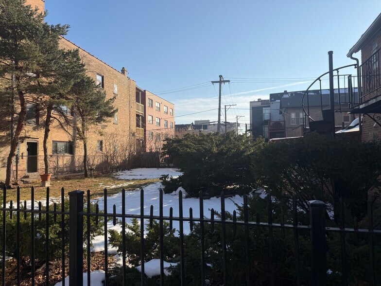 More Photos Of 1041-1045 W Polk st, Chicago Land For Sale