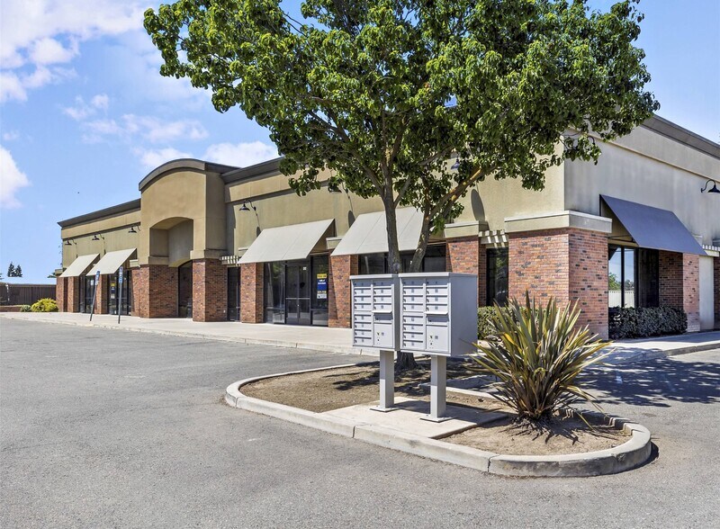Primary Photo Of 3948 Sylvan Ave, Modesto Unknown For Lease