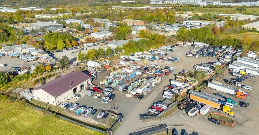 More Photos Of 10564 Redoubt Rd, Manassas Warehouse For Lease