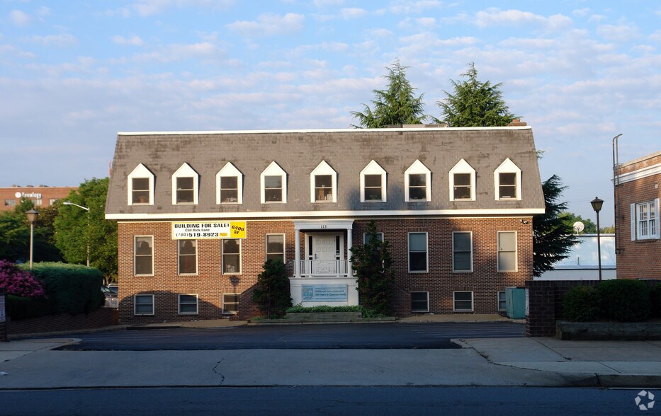 Primary Photo Of 113 Park Ave, Falls Church Office For Lease