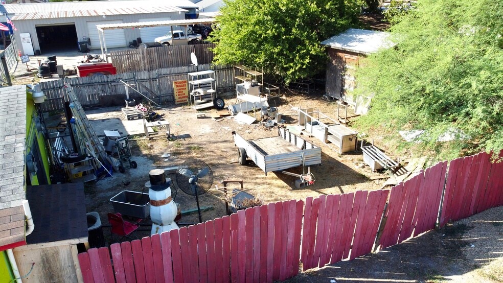 More Photos Of 3017 Pleasanton Rd, San Antonio Restaurant For Sale