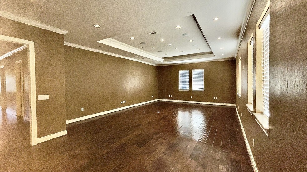 More Photos Of 21555 Provincial Blvd, Katy Office For Lease