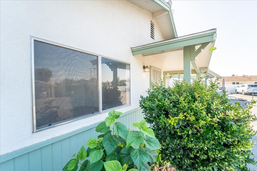 More Photos Of 171 N Hemet St, Hemet Apartments For Sale