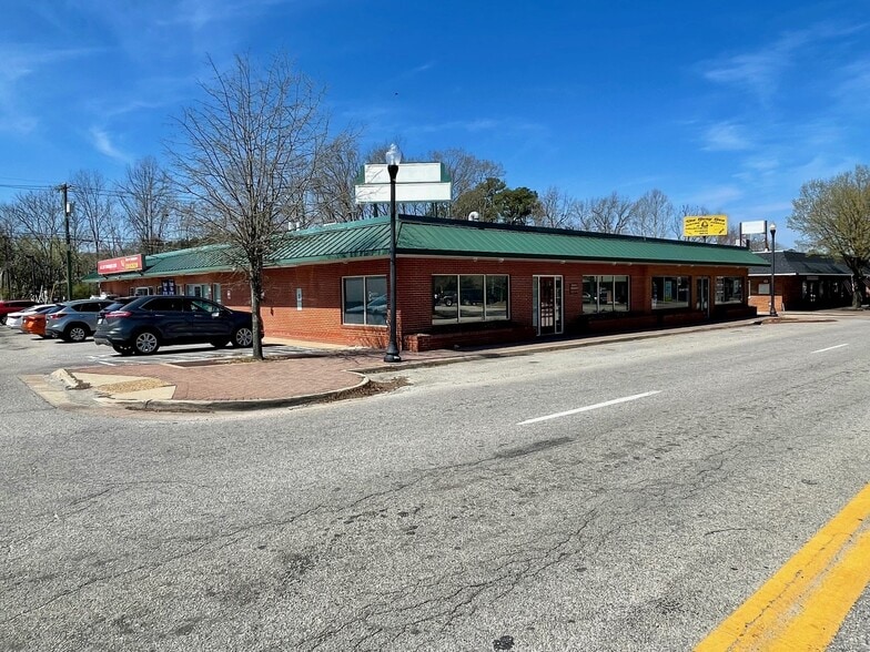 More Photos Of 11936 Centre St, Chester Office For Lease